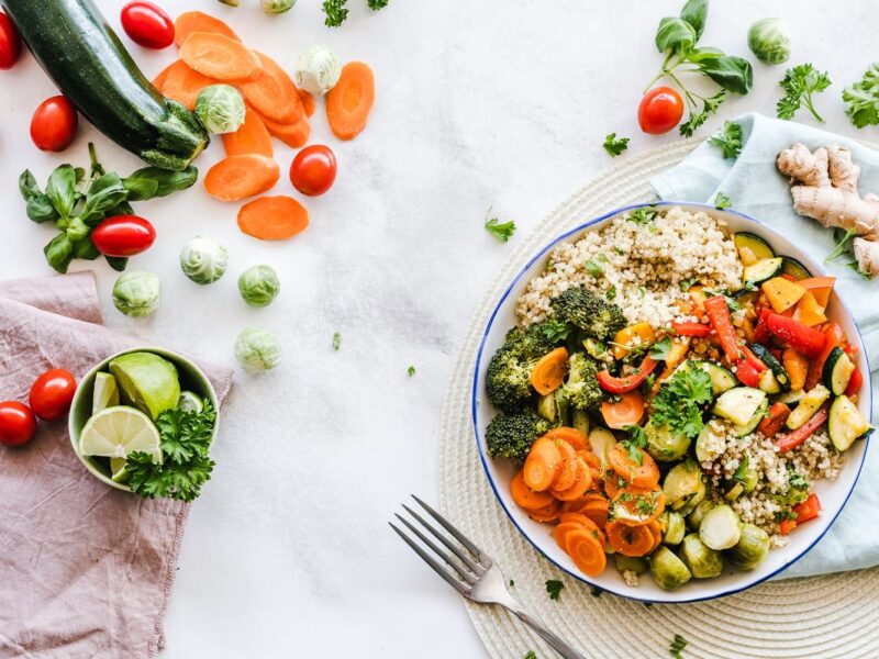 Healthy gut foods vegetables and fermented foods